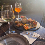 Wine Roses food