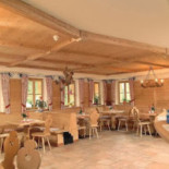 Rifugio Croda Rossa Rotwandwiesenhutte