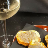 Tyche Wine Nourriture