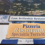 Zum Brillenbar Restaurant inside