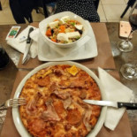 Pizzeria Sm À l'intérieur