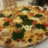 La Lira food