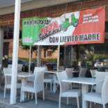 Pizza Special À l'intérieur