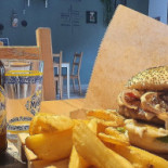 Paradise Hamburger E Chips food