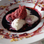 La Cascata Introbio food