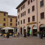 Caffe Don Camillo Dentro