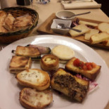 La Contrada food