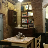 Borghi Dal 1949 Nourriture