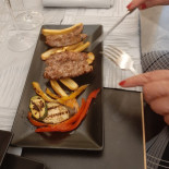 Ebrius Wine Beef Comida