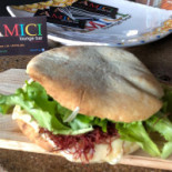 Amici Lounge Nourriture