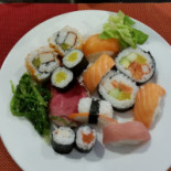 Wok Sushi Nourriture