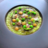 Ratanà À l'intérieur