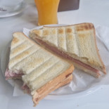 Le Paris Nourriture