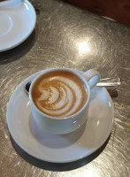 Cafe Erdpyramiden food