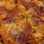 Pizzeria Lamm Di Kelder Alfred À l'intérieur