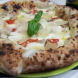Il Cuore Di Napoli Pizzeria food
