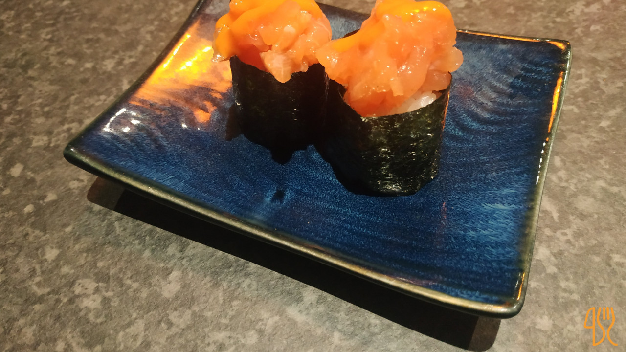 Ryogin Dentro