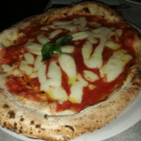 Mo Mo Pizzeria Osteria Nourriture