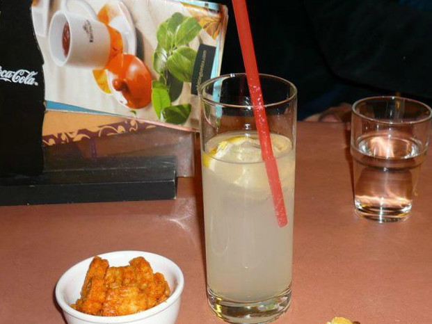 Arx Cafe' Extérieur