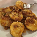 Accasatua Dentro