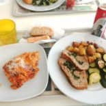 Mirale Di Veshi Ermira food