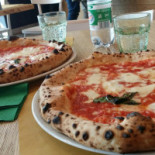 Mozzarella E Basilico Comida