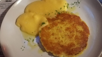 Sacro Graal Di Da Pos Luca inside