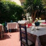 Bocca Di Rosa À l'intérieur