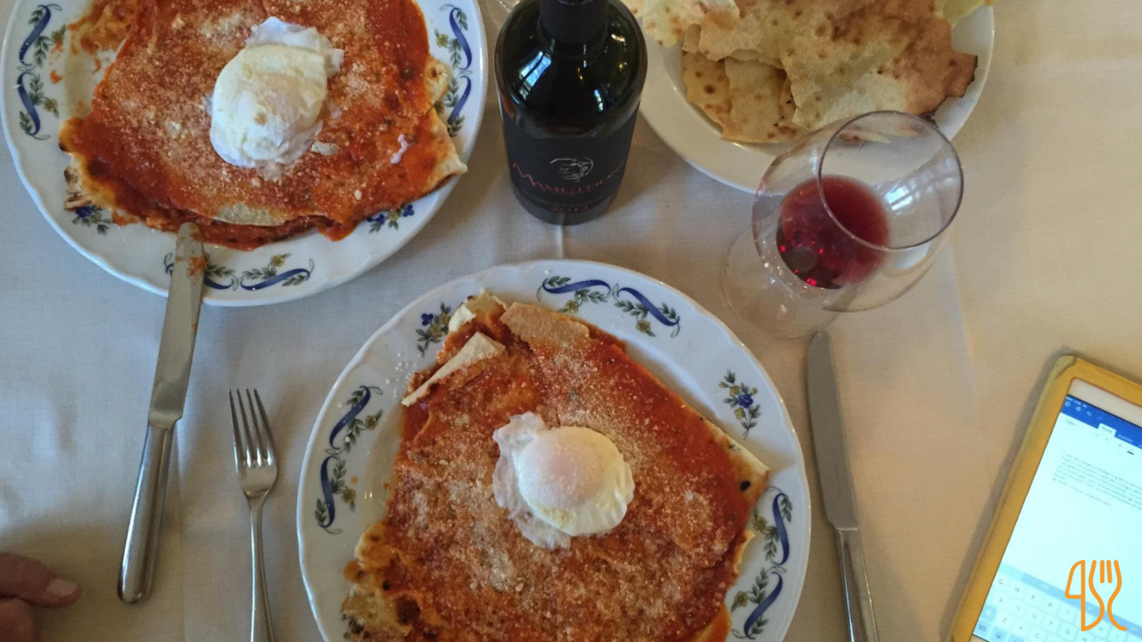 Santa Rughe Nourriture