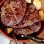 Ai Dossi Comida