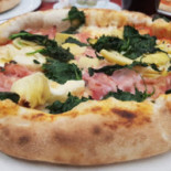 La Pizzica food