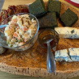 Rifugio Esterate Comida