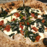 Squib Pizza More Nourriture