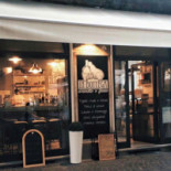 In Bottega Exterior