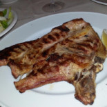 Aquila Comida