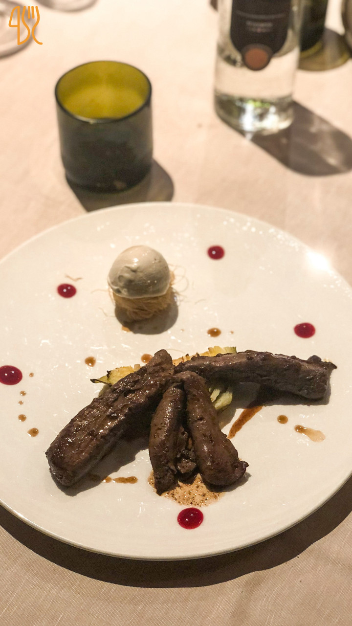 Acerorosso Nourriture