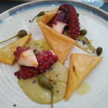 Retro Gusto food