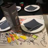 Pizza Club No Limits food