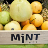Mint Cafe Dentro