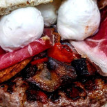 Chop's Pub food