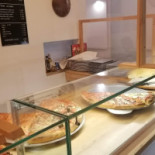 Pizzeria E Focacceria La Tradizionale À l'intérieur