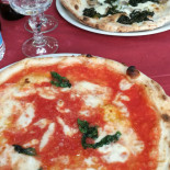 Pizzeria E Trattoria Iorio food