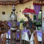 India Matha À l'intérieur