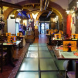 Gustoleo À l'intérieur