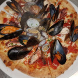 Fuori Tema Pizzeria food