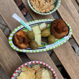 Albarìa Comida