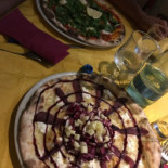 Pizzeria Osee food