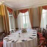 Villa Somis Comida