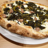 Pizzeria Toto' E Peppino Di Battimelli Angelo Comida