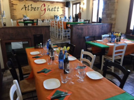 Alberghett Pub food